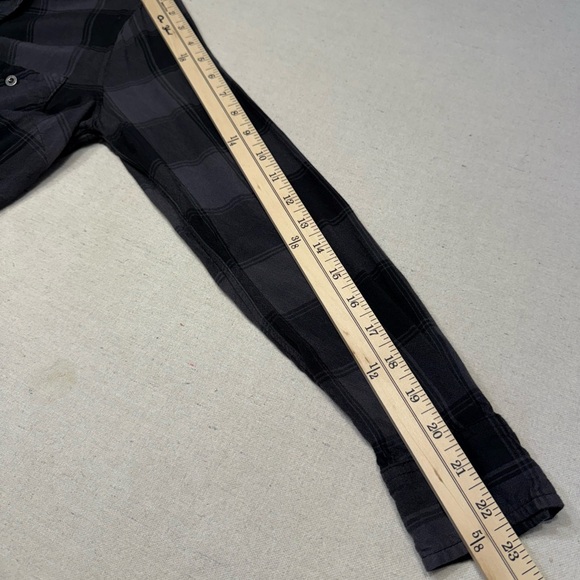 Harley-Davidson Black Plaid Button-Up Shirt - Size Medium - Picture 10 of 15